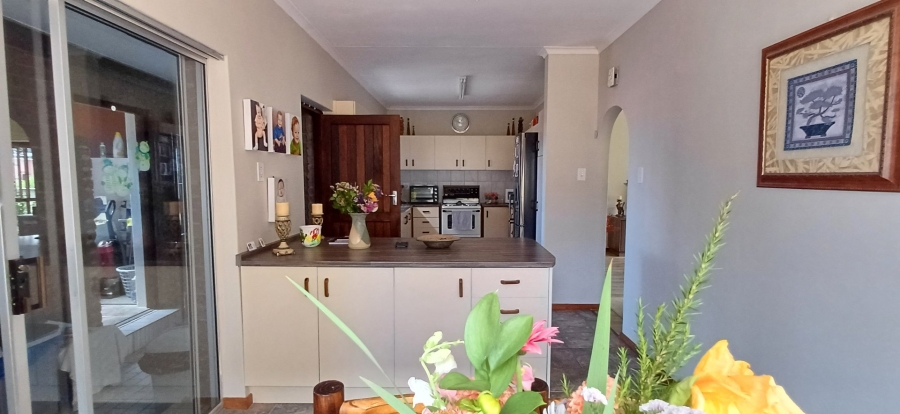 3 Bedroom Property for Sale in Dana Bay Western Cape